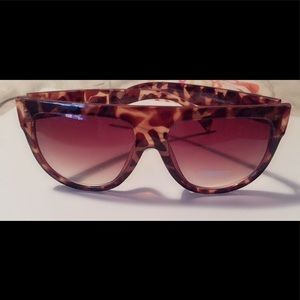 Modern Twist Sunglasses